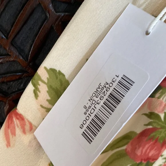 Gorgeous floral Reformation Melita dress - Picture 8 of 9